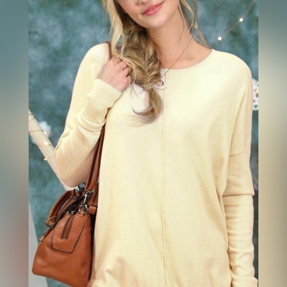 NEW SOFT WOMENS SWEATER